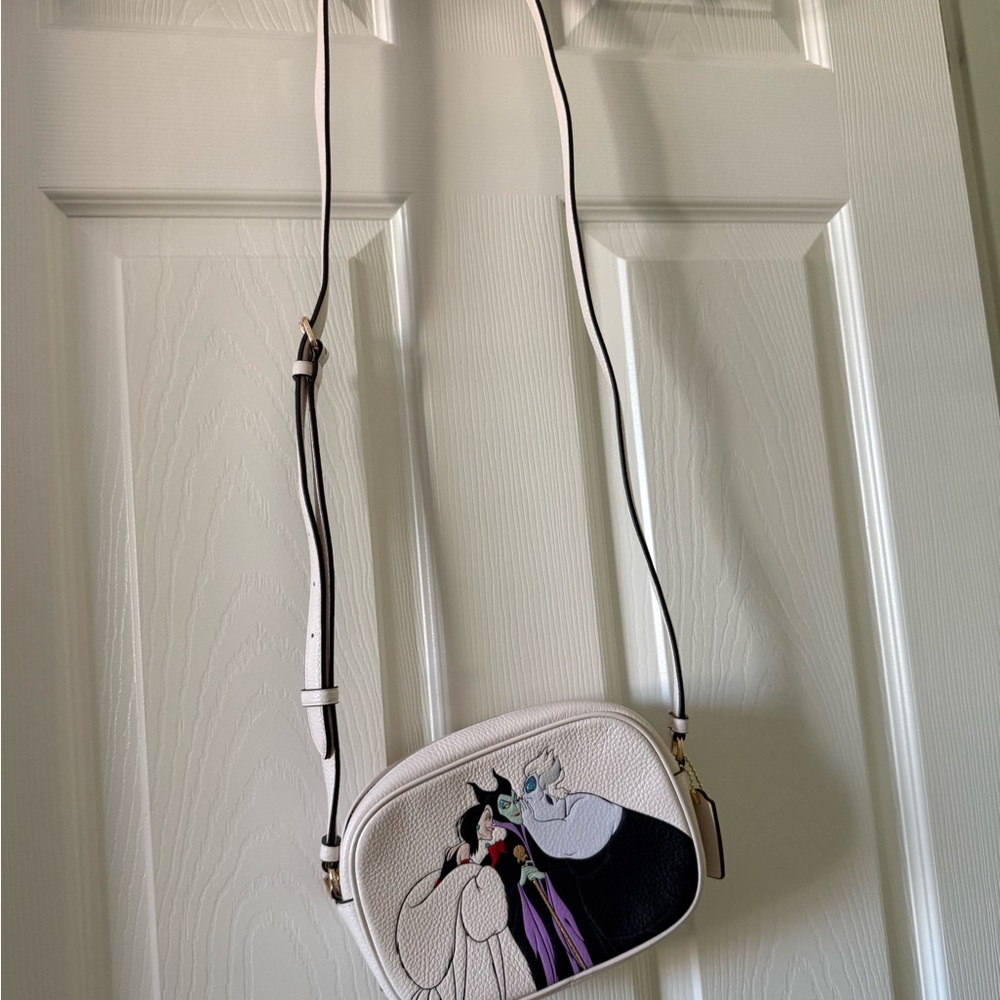 Disney Villains White Crossbody Bag